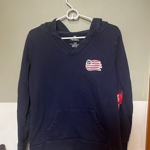 🎈Bundle 5 items for $30🎈 New England Revolution Sweatshirt